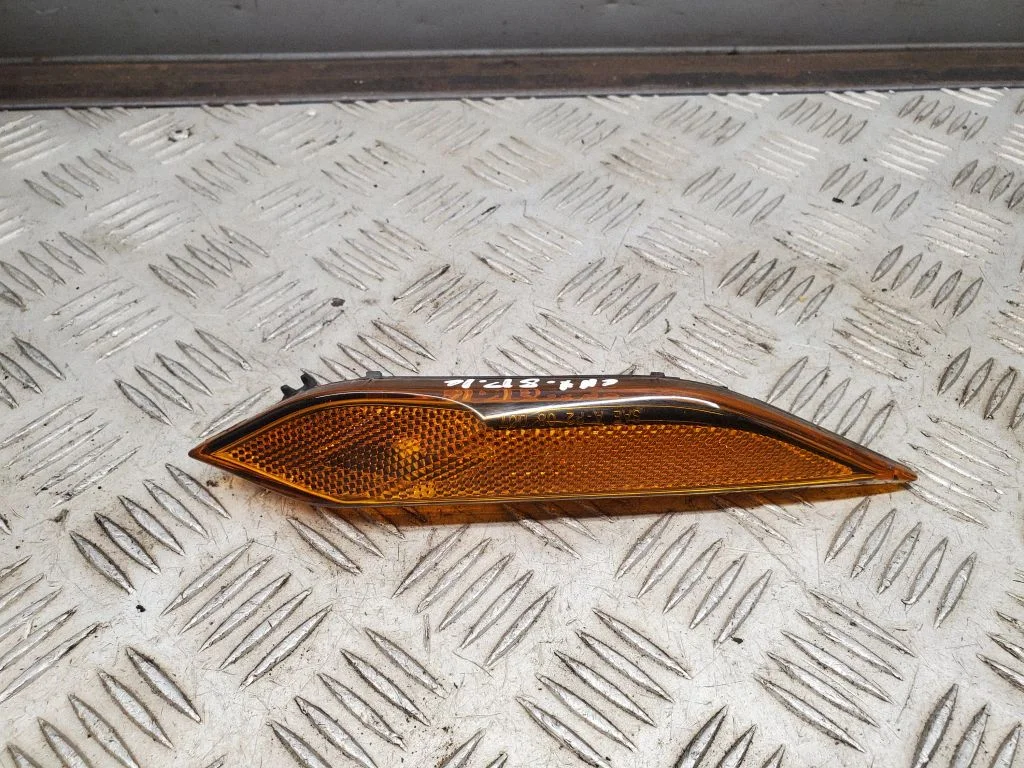 Spārna pagrieziena lukturis 7P5945071