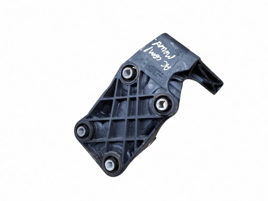 A/C compressor mount bracket LJ9H19F669AE