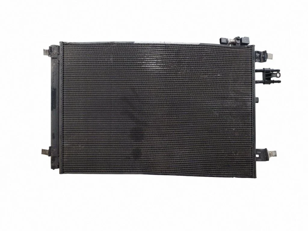 Gaisa kondicioniera dzesēšanas radiators (kondensators) 4H0260401D