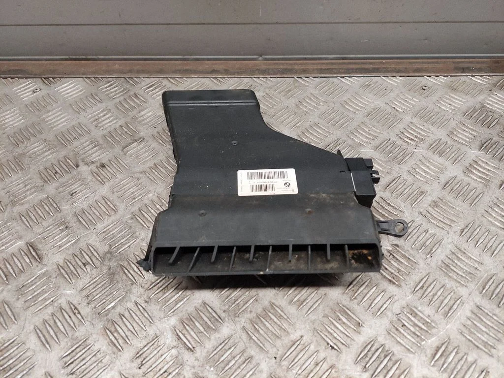 Elektriline salongi küttekeha radiaator 710290270200