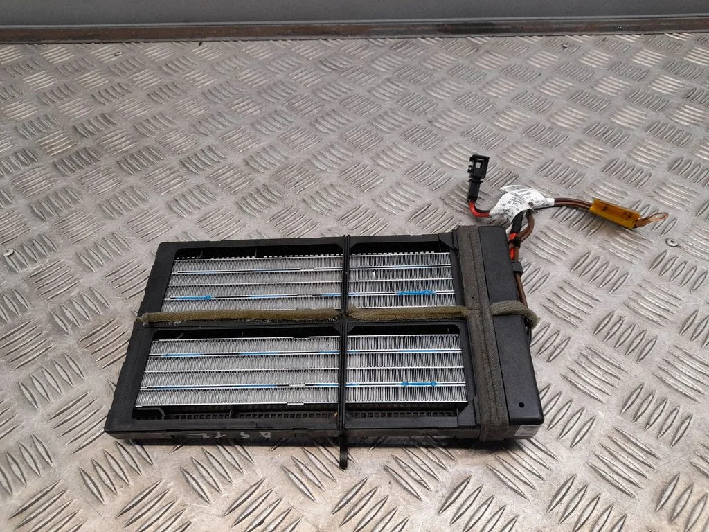 Elektriskais salona krāsniņas radiators 8K0819011C