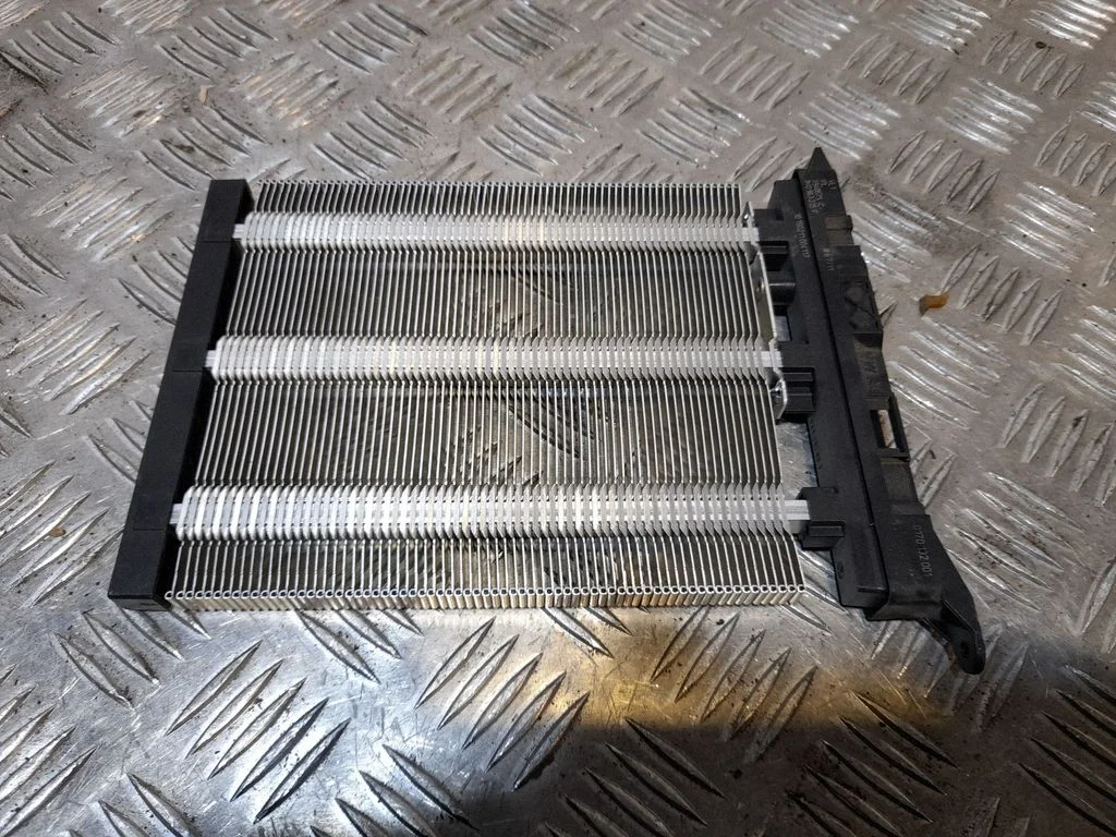 Elektriskais salona krāsniņas radiators – Volkswagen Passat CC (2008-2016)