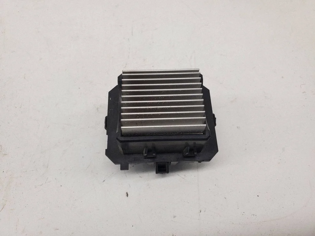 Rezystor dmuchawy L1MH19E624CA