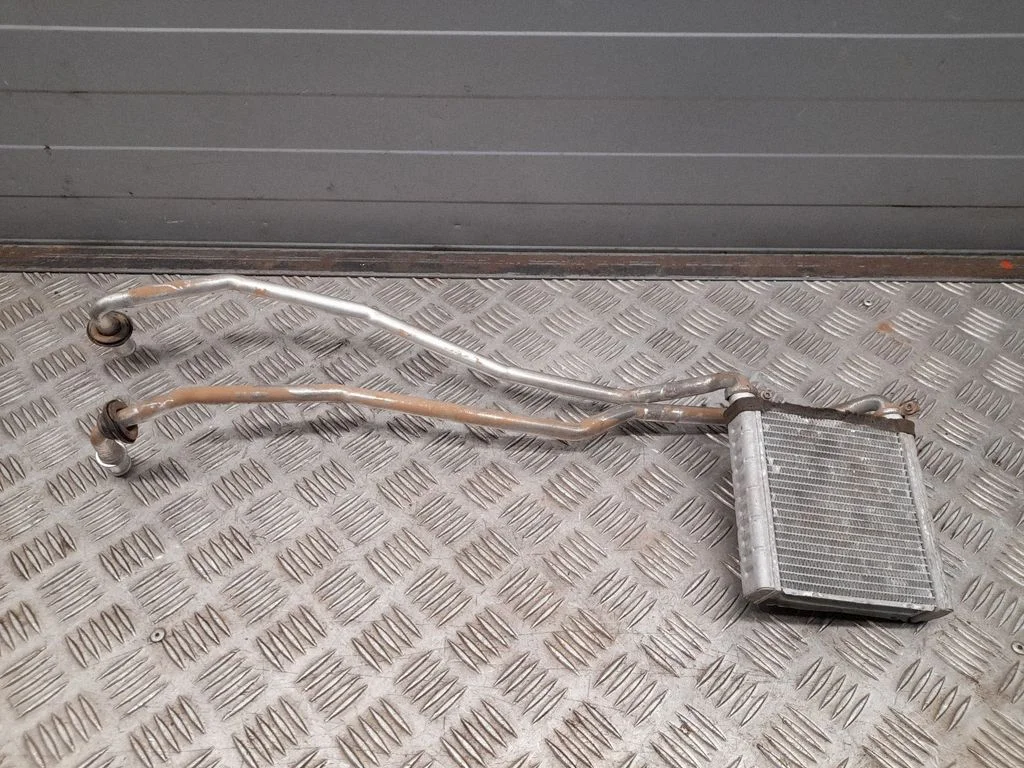 Krāsniņas radiators – priekšējā