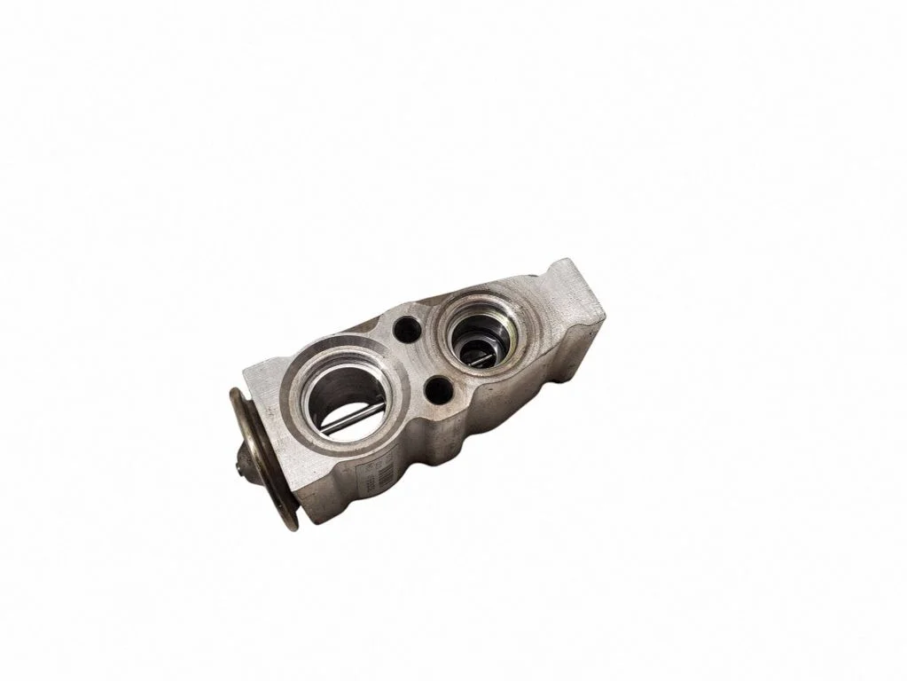 Gaisa kondicioniera radiators (salonā) 3QF820101A