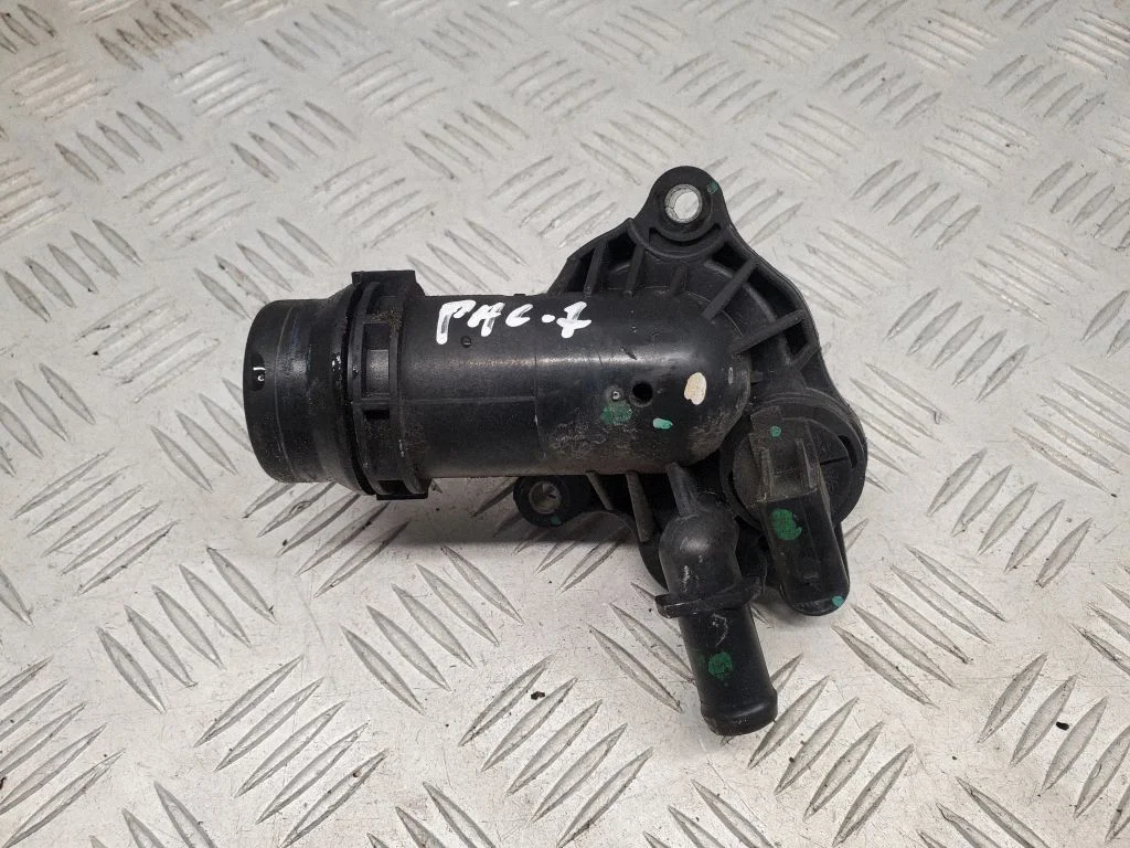 Thermostat/thermostat housing – Chrysler Pacifica (2017-)