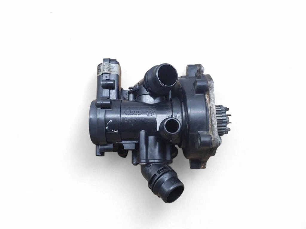 Water pump 06L121111H