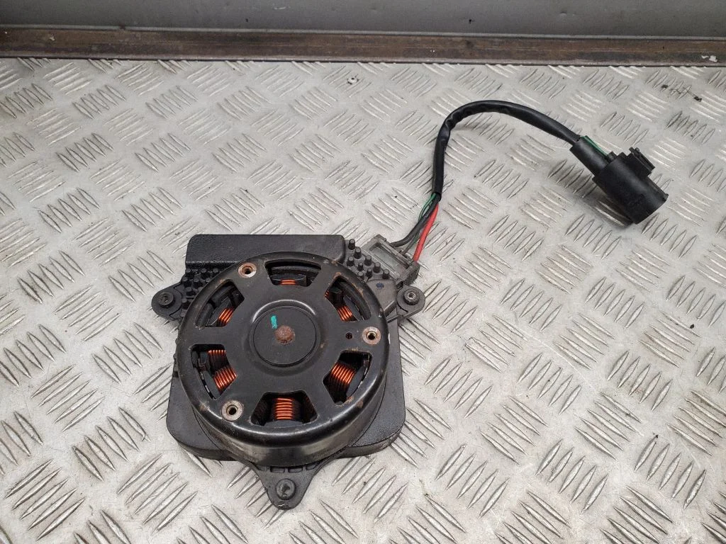 Air conditioning (A/C) fan (condenser) – BMW 3 Series F30 F35 F31 (2012-2018)