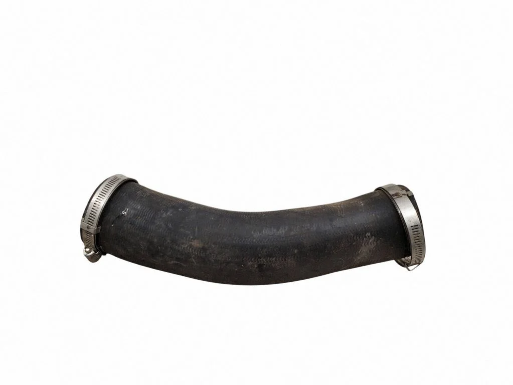 Intercooler hose/pipe L1M36C646CF