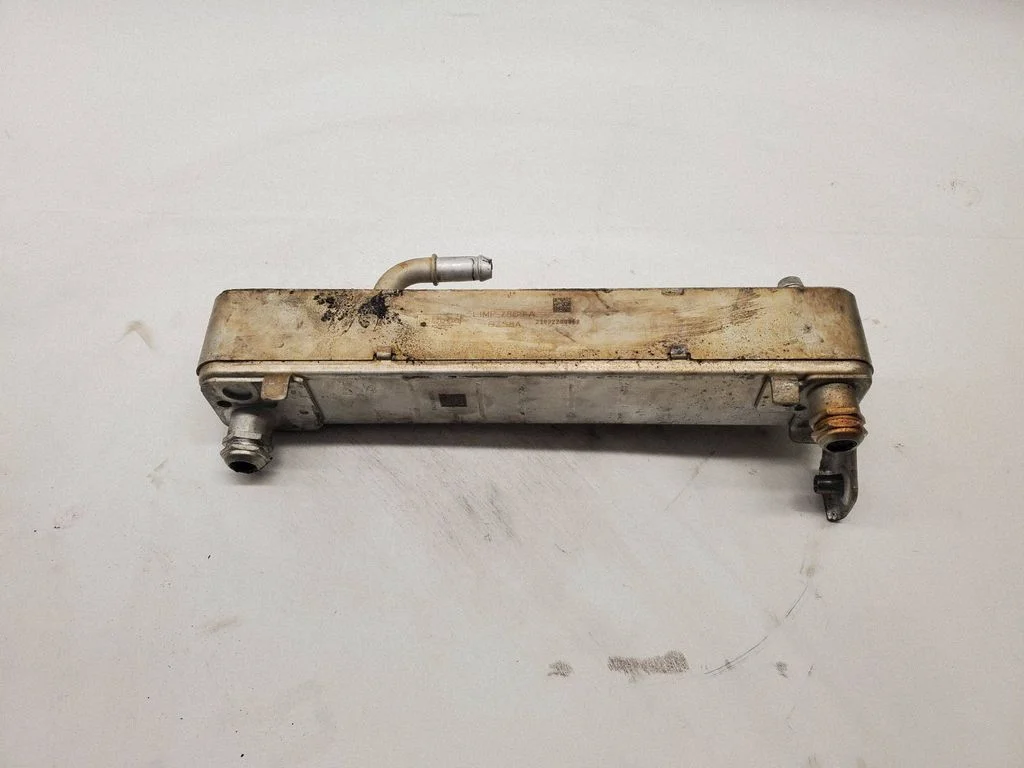 Transmisijas eļļas dzesētājs L1MP7869A
