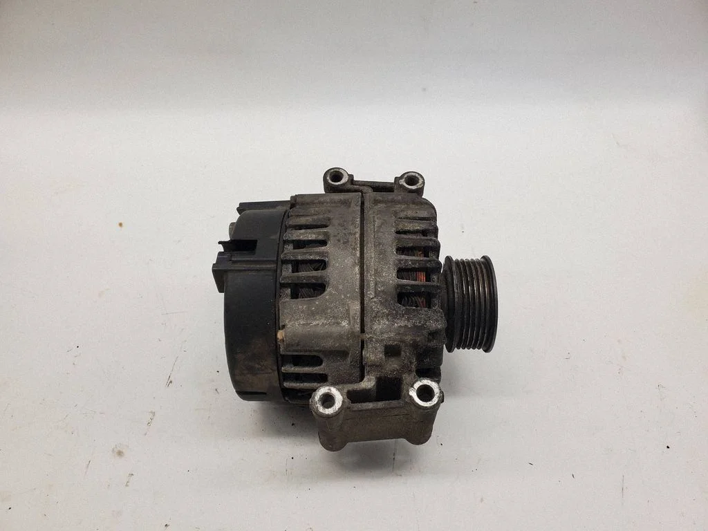 Alternator EG18S016