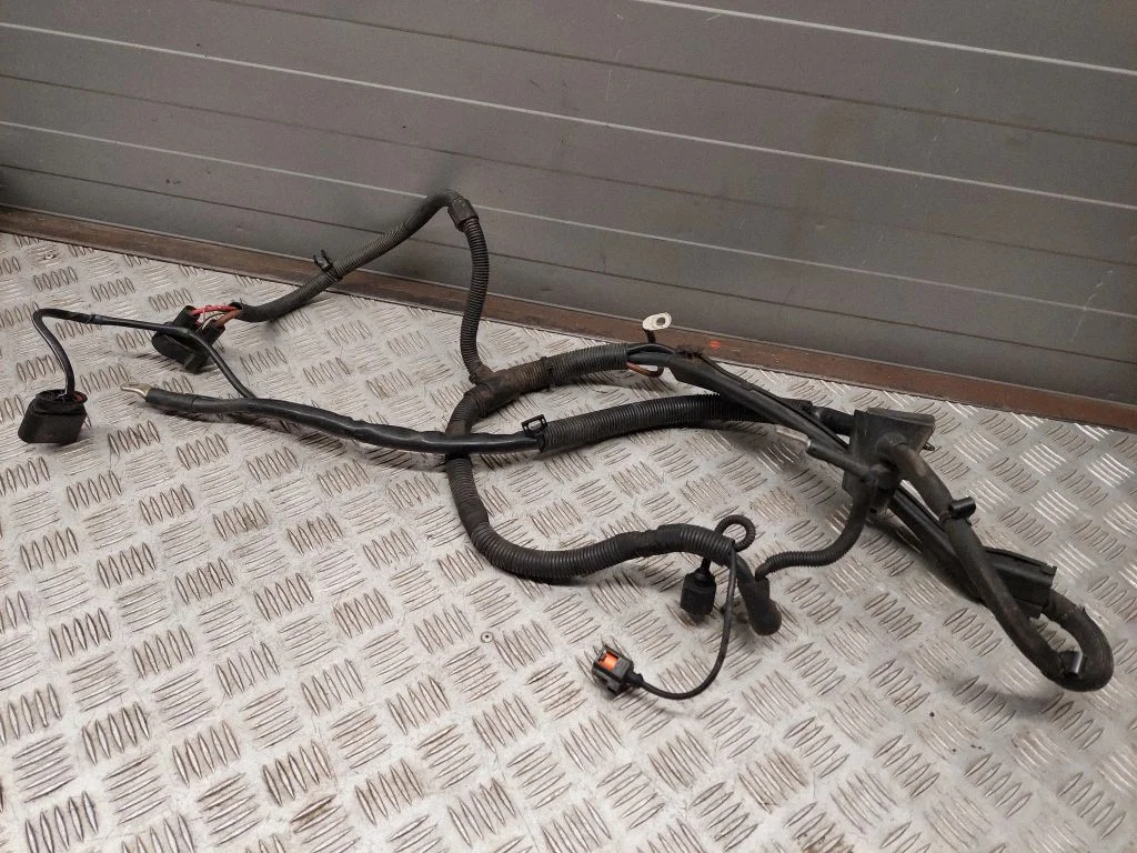 Wires (generator/alternator) – Audi Q5 SQ5 8R (2008-2017)