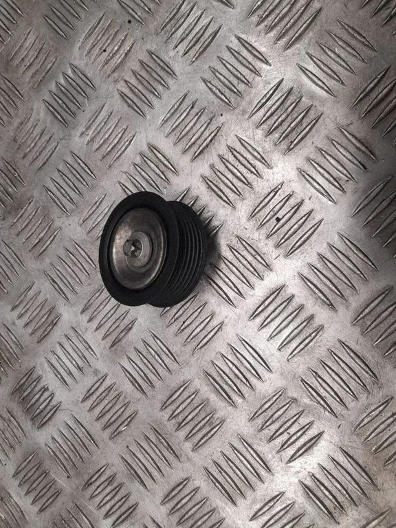 Napinacz paska – Mercedes-Benz Klasa GL X166 (2013-2019)