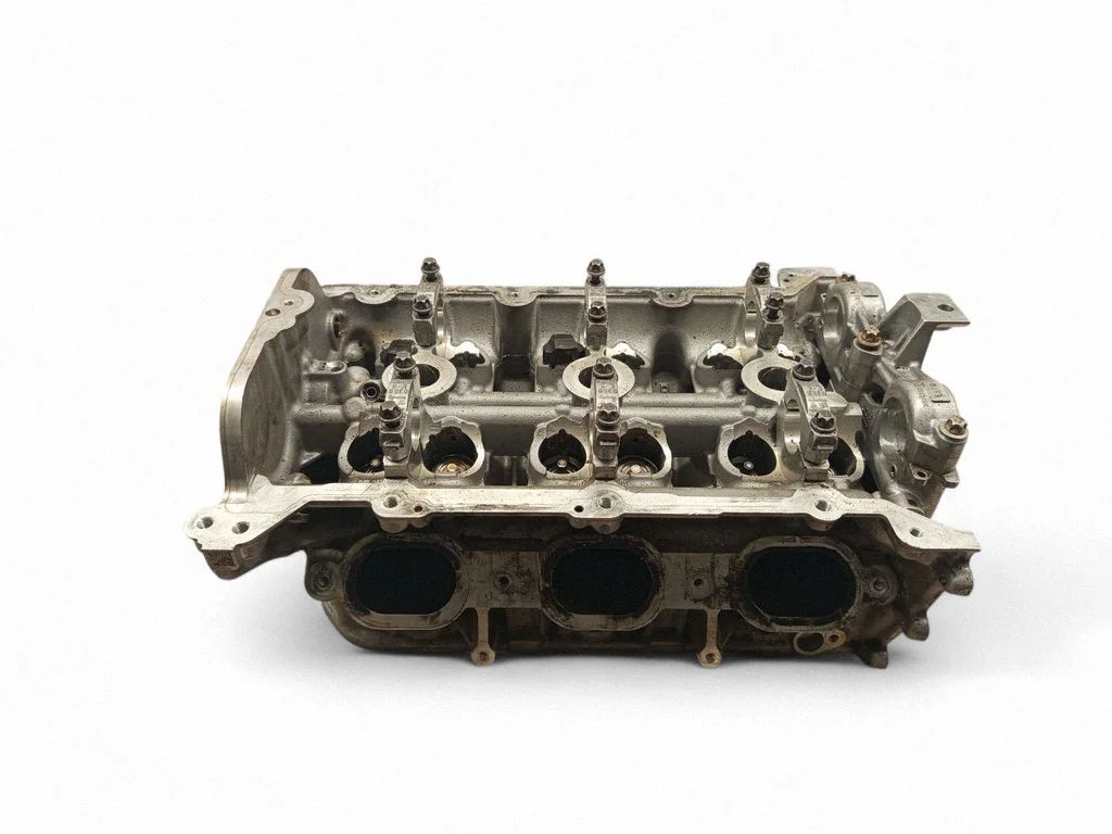 Engine head 946104106AR