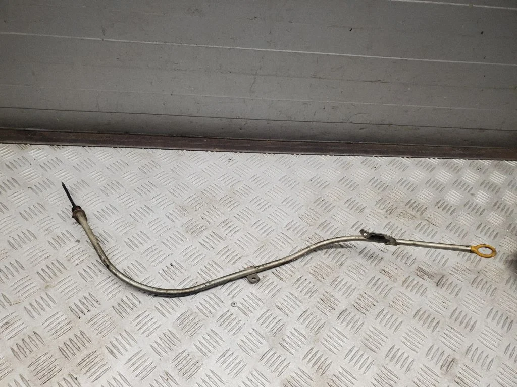 Oil level dip stick