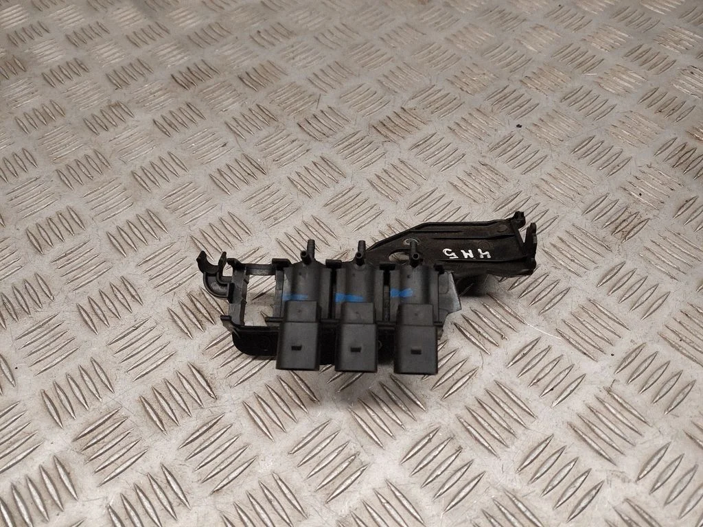 Turbo solenoīda vārsts 06E133520M