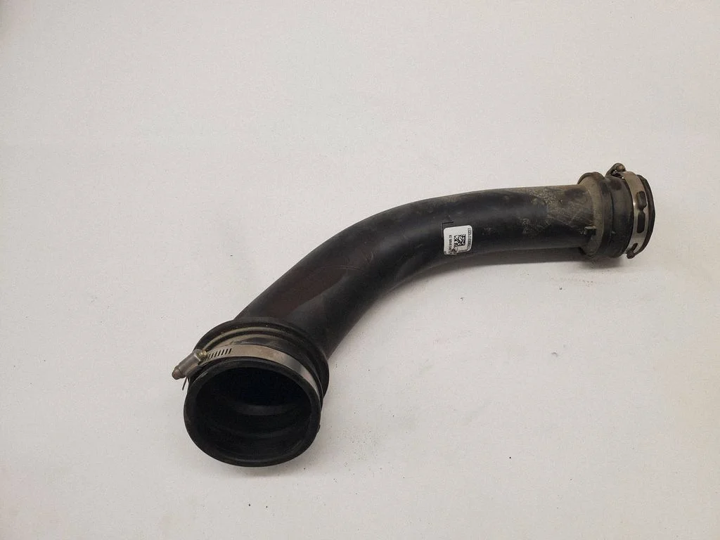 Gaisa caurule uz turbīnu L1M39F805CB