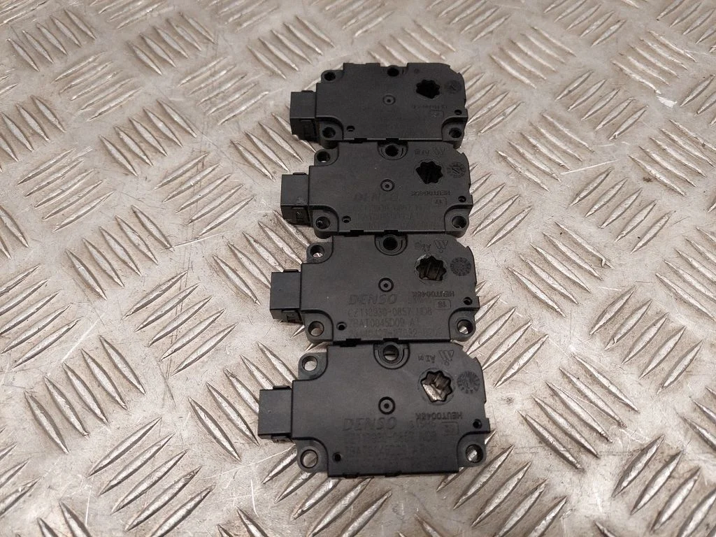 Sisselaskekollektori klapi ajam/ mootor – Audi A8 S8 D4 4H (2010-2016)