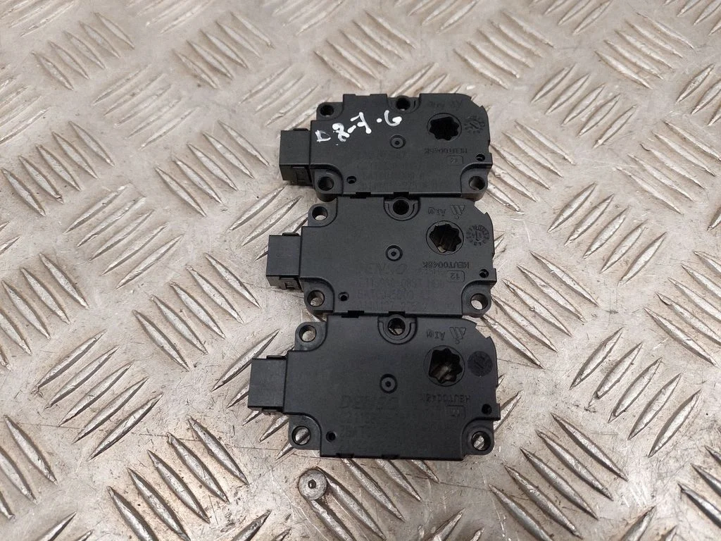 Sisselaskekollektori klapi ajam/ mootor – Audi A8 S8 D4 4H (2010-2016)