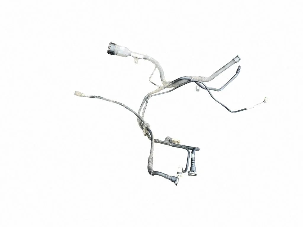 Fuel tank filler neck pipe 84184156