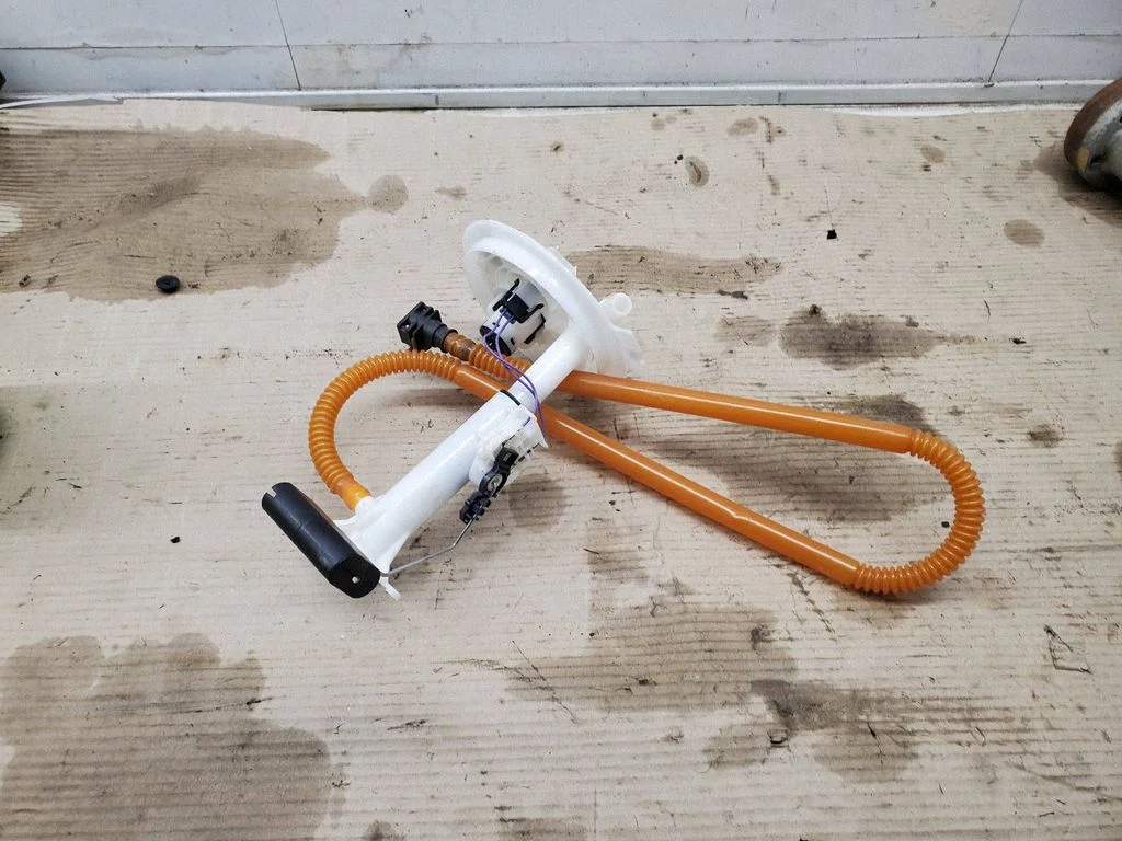 Fuel level sensor – Dodge Durango III (2010-)