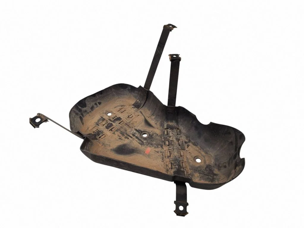 Fuel tank bottom protection 7L0201974B