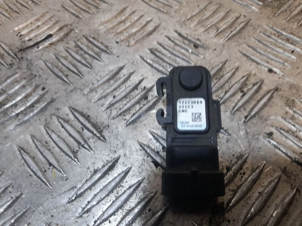 Degvielas spiediena devējs 1222306943223