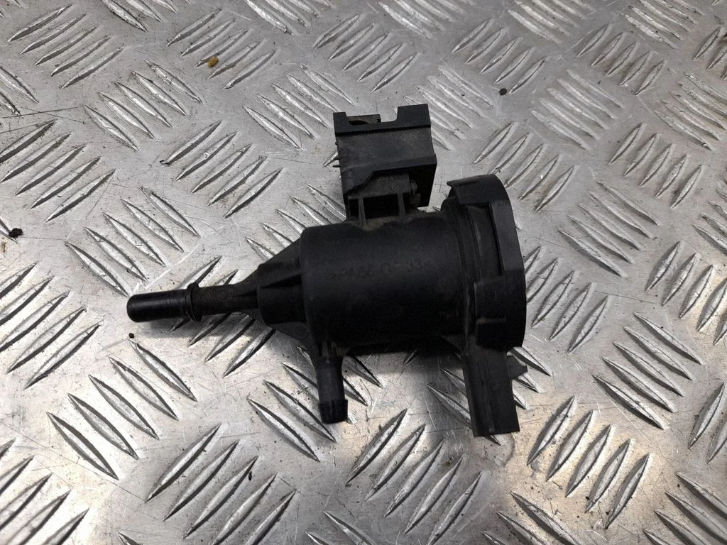 Vacuum valve A0014760532
