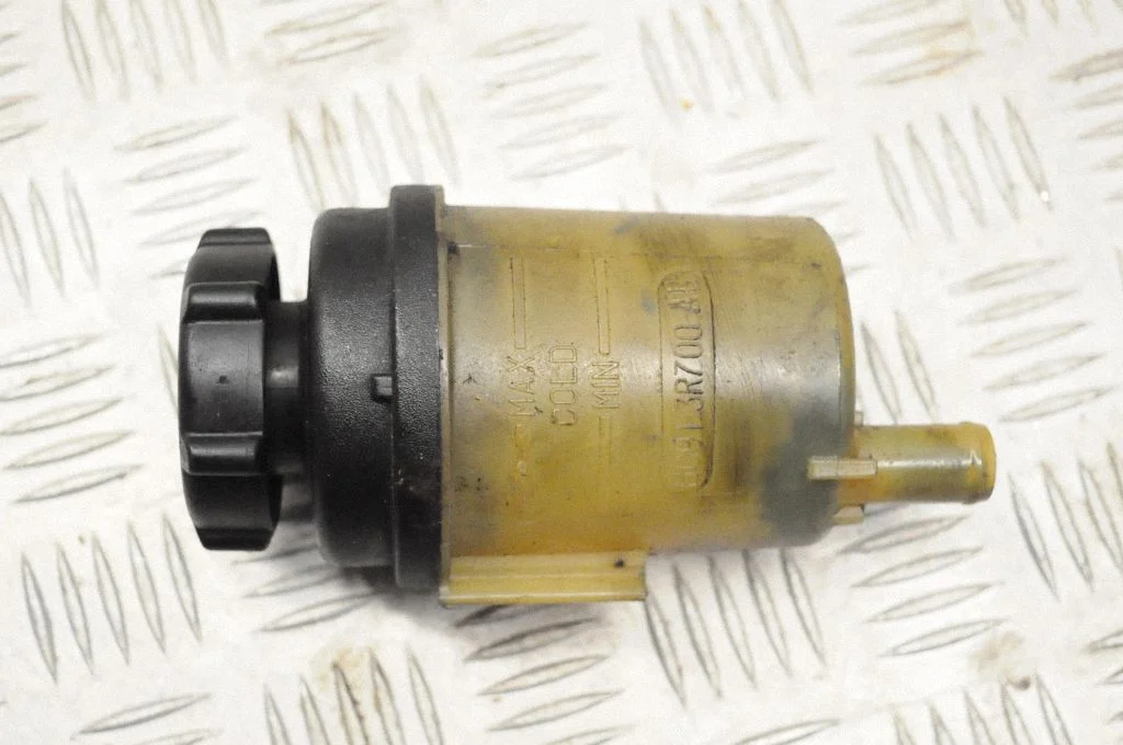Power steering fluid tank/reservoir – Jaguar XF X250 (2007-2015)