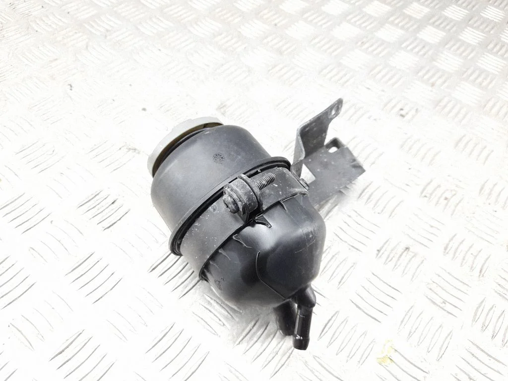 Power steering fluid tank/reservoir – Audi A4 Allroad B8 (2008-2016)