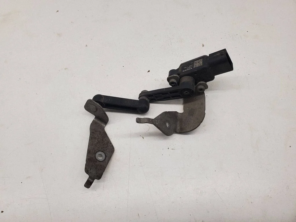 Headlight/headlamp level sensor – Volvo S90, V90 (2016-)