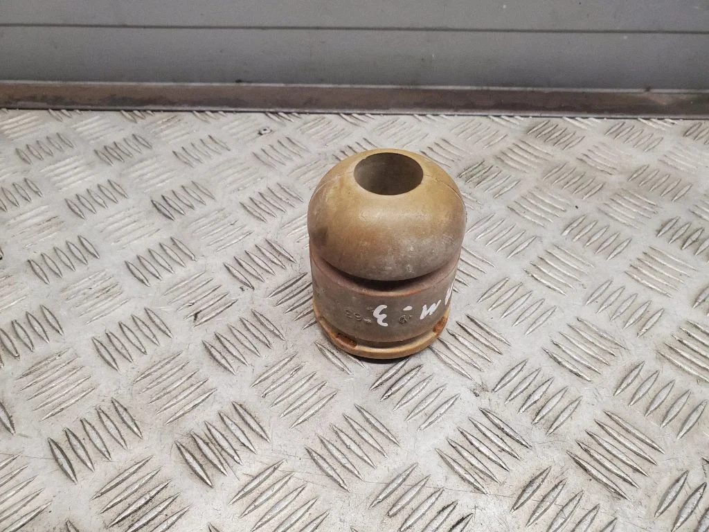 Aizmugurējās atsperes gumijas balsts 52855788AB
