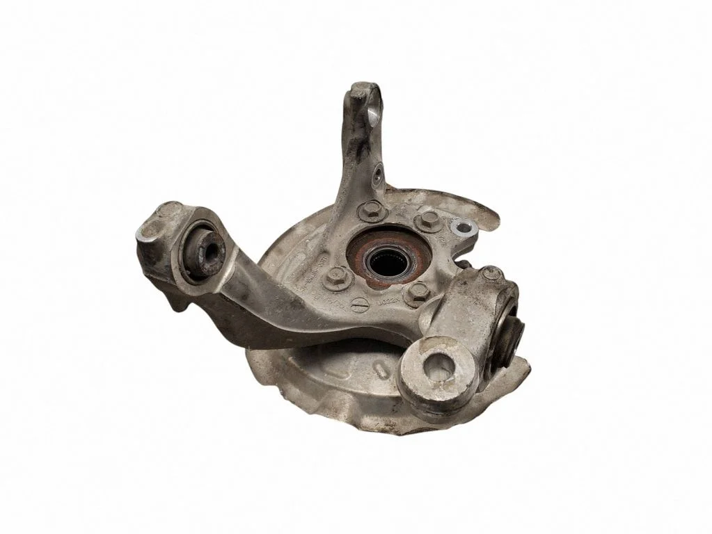 Rear wheel hub LB5C5B758AC