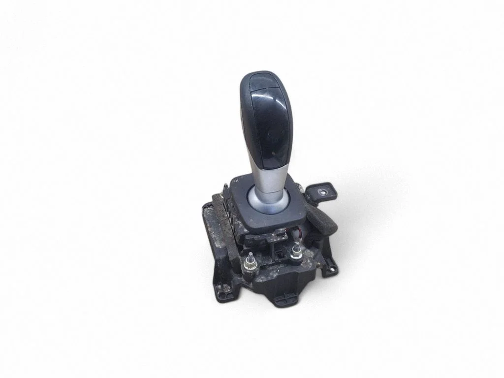 Gear shift lever