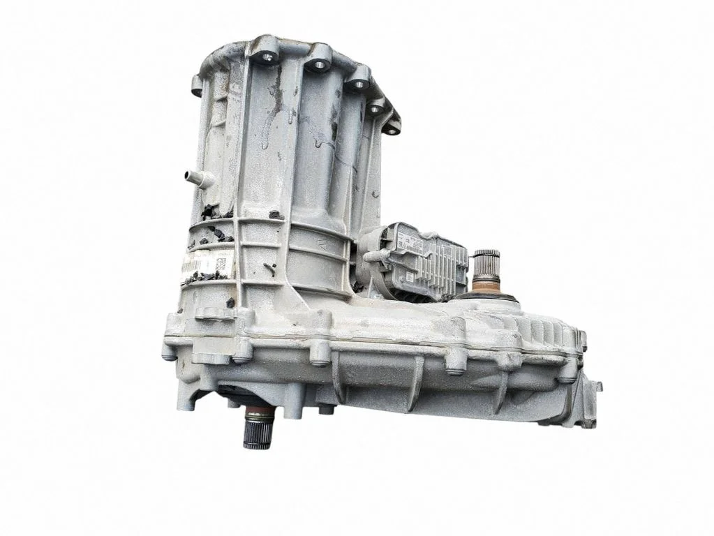 Gearbox transfer box case 95834101304