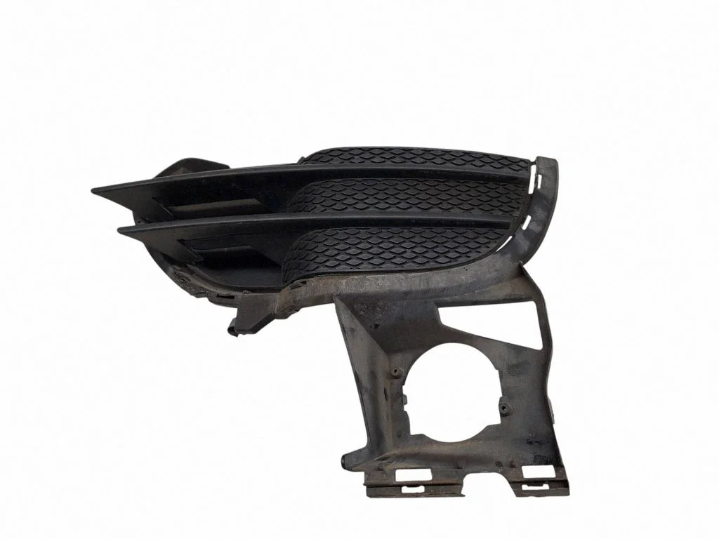 Front fog light trim/grill 7P5807681