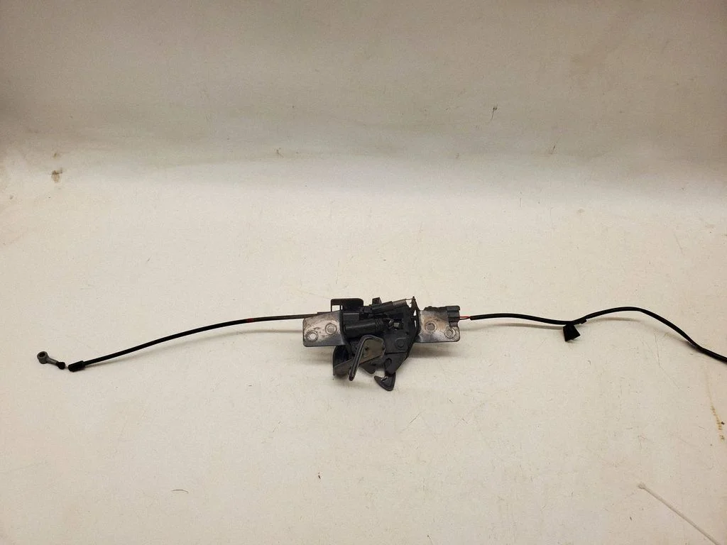 Engine bonnet/hood lock/catch 81130J9000