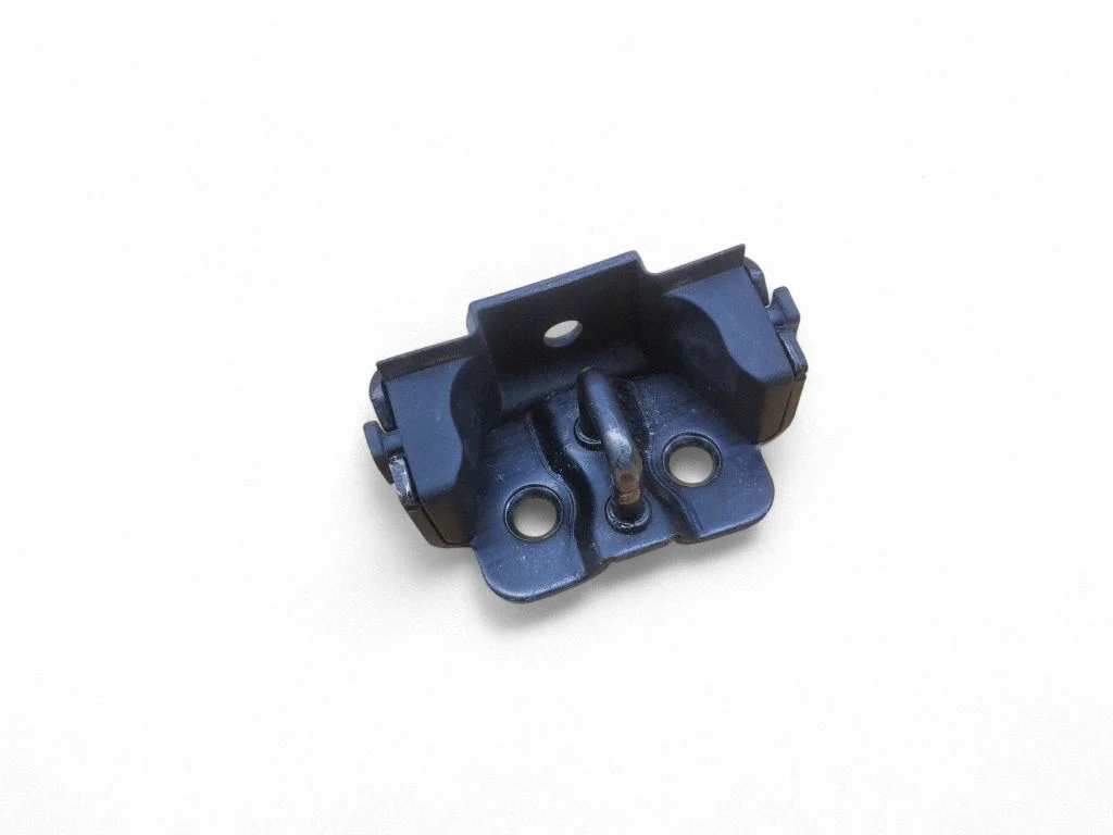Engine bonnet/hood lock/latch loop/hook