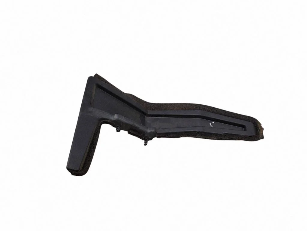 Poritiiva kinnitusklamber 648971LA0A