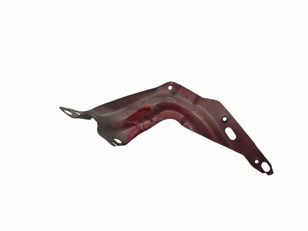 Spārna kronšteins 5NA821135C
