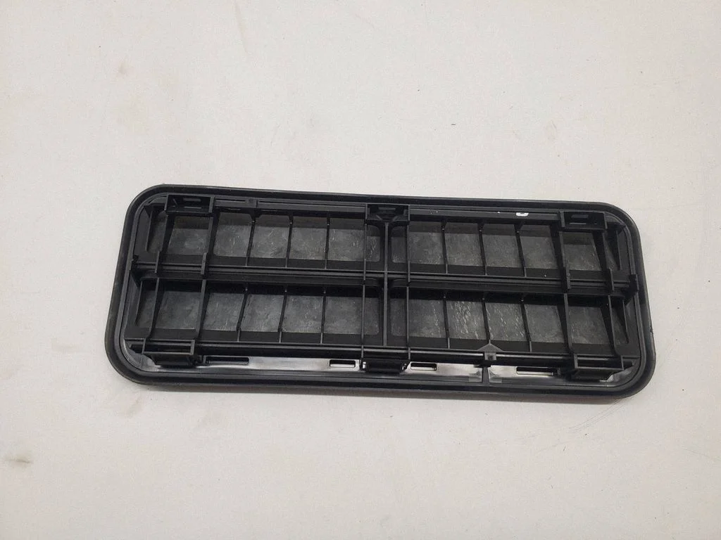 Ventilācijas režģis – Ford Explorer VI (2019-)