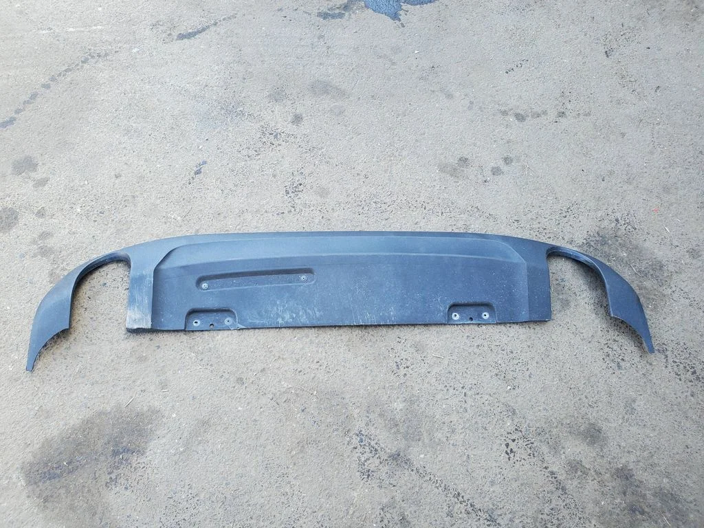 Dolna część zderzaka tylnego 31383304