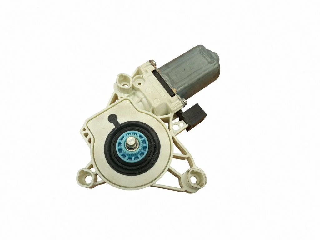 Aizmugurējā loga pacēlāja motoriņš 4K0959801