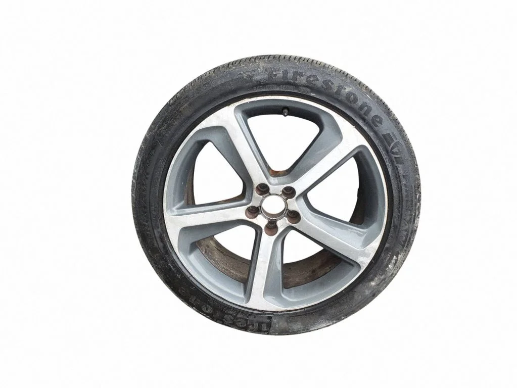 R20 vieglmetāla disks (-i) 8R0601025CJ