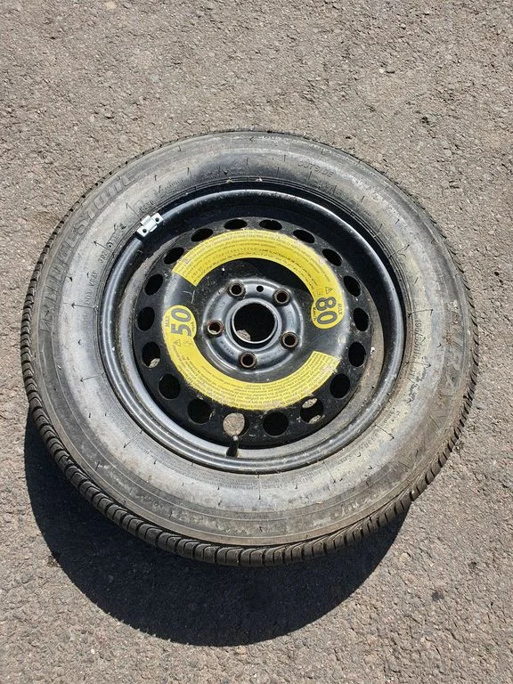 R15 rezerves ritenis 5K0601027B