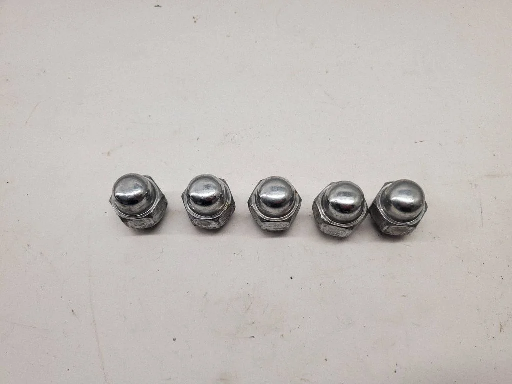 Nuts/bolts