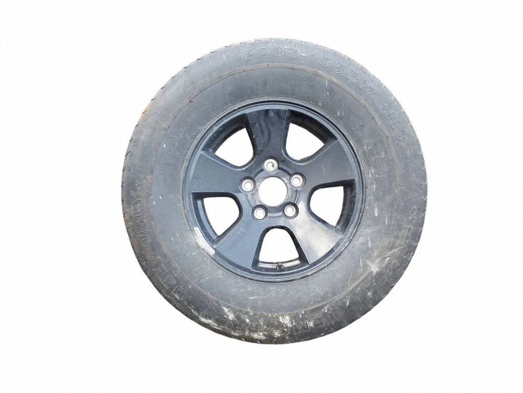R17 rezerves ritenis 04755161AA