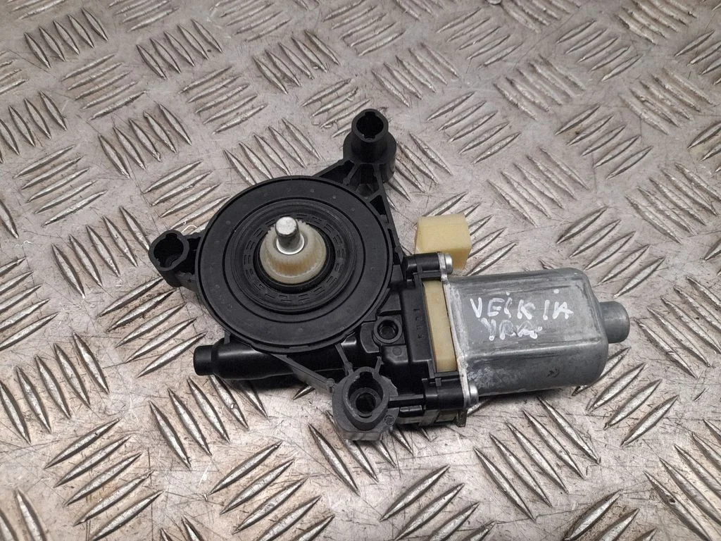 Front door window regulator motor – Audi A5 (2016-2024)