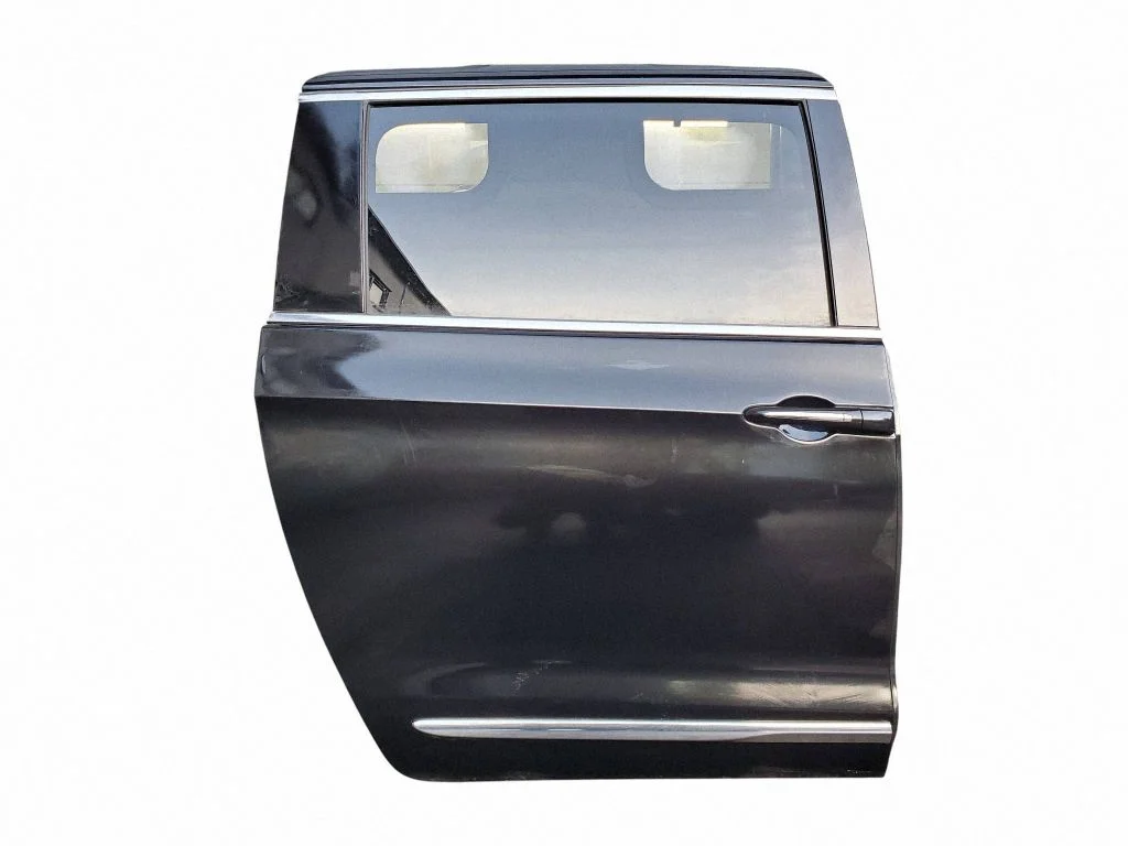Külgmine liuguks – Chrysler Pacifica (2017-)