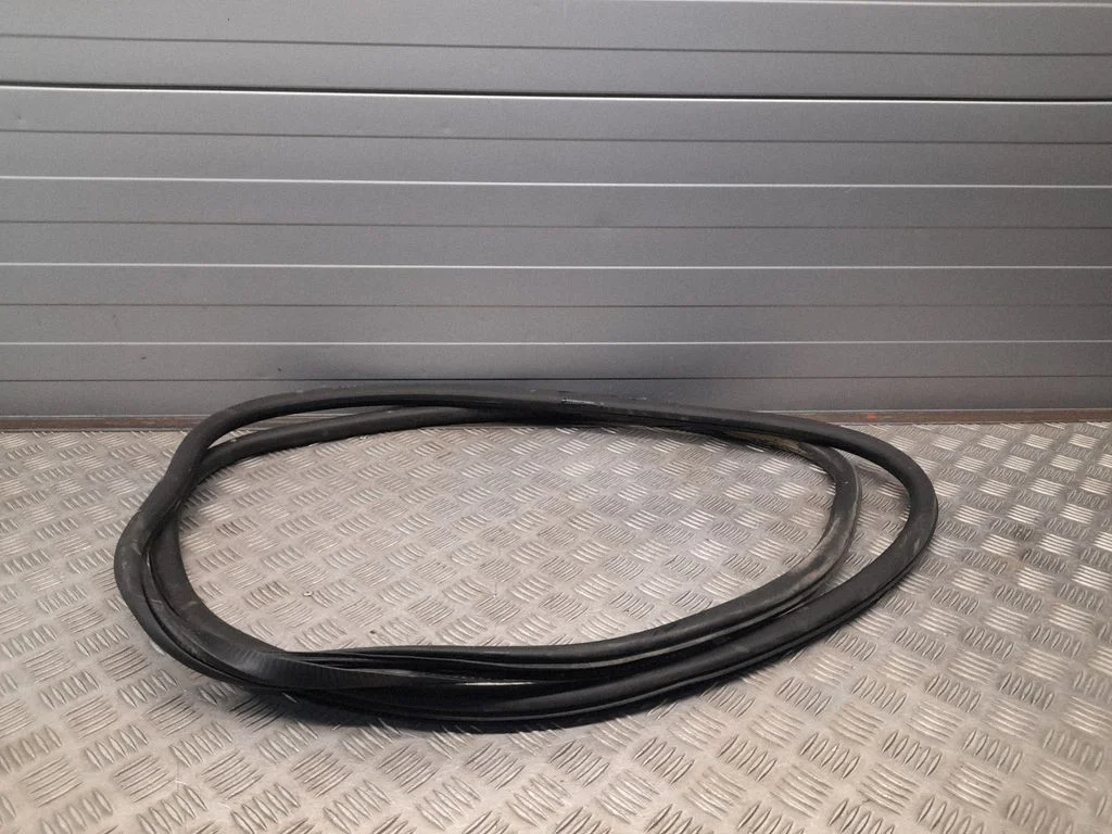 Sliding door rubber seal 68188729AD